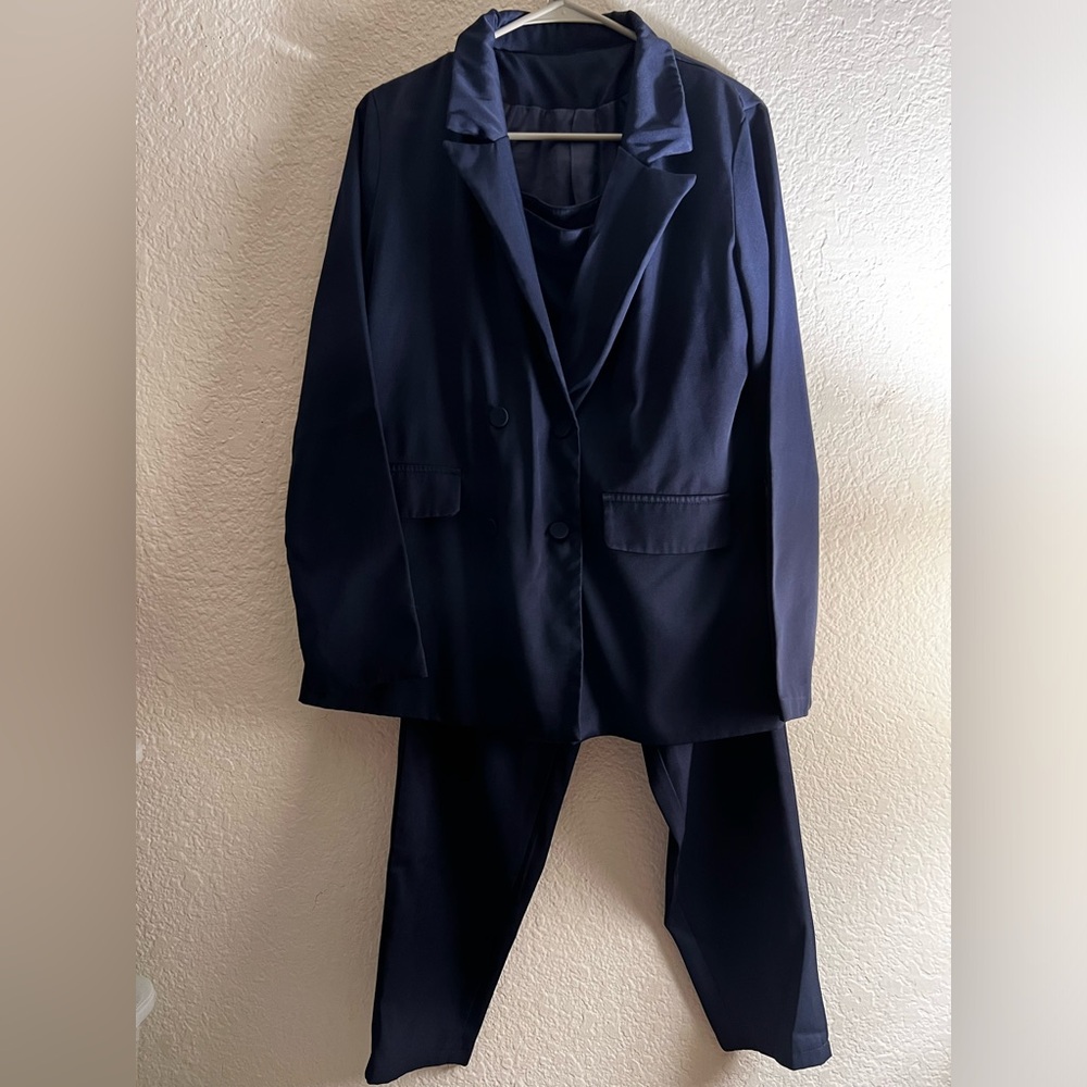 Elegant Navy Women's Suit Set SHEIN